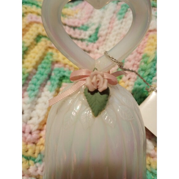 VTG Fenton Opaline Pearly Sentiments Porcelain Rose Iridescent Heart Handle Bell - Picture 4 of 10